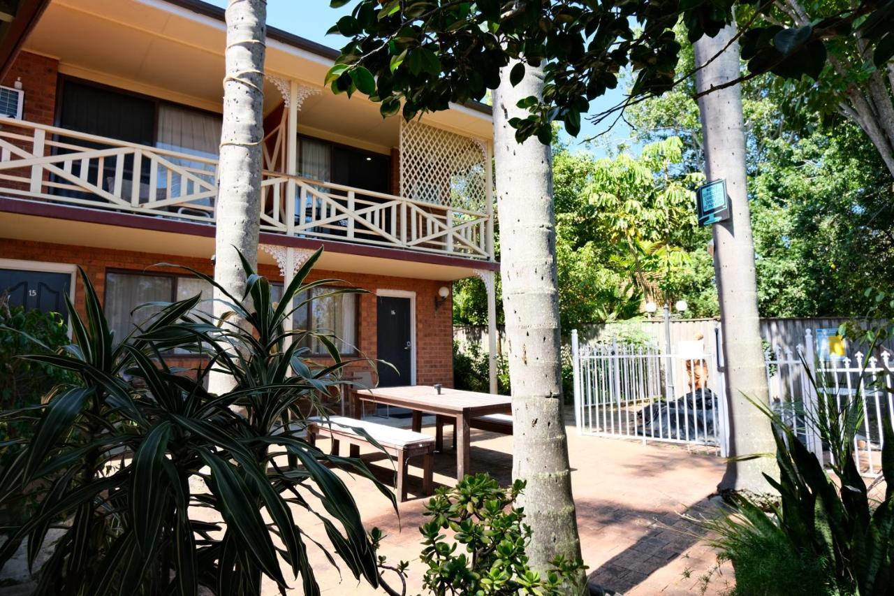 Sapphire Palms Motel Entrance Esterno foto